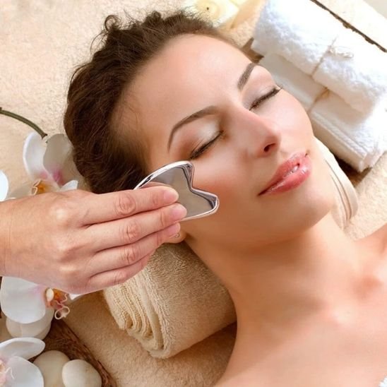 Gua_Sha_en_acier_Wellness_pommette