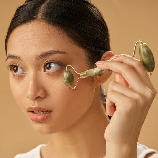 Gua_sha_visage_jade naturel_anti_cernes